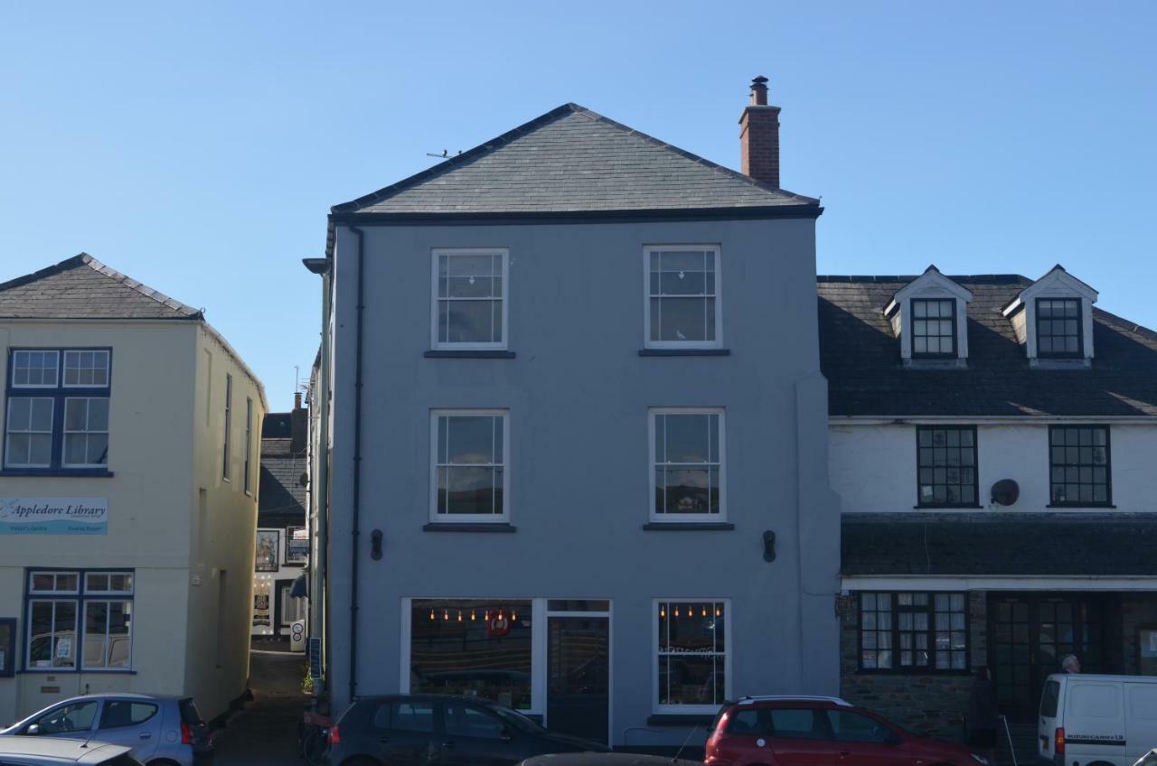 Appledore Factory 외부 사진